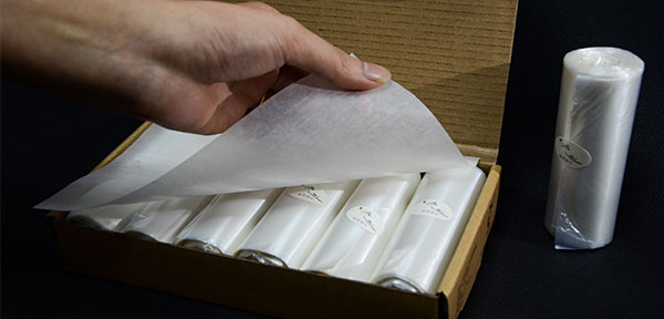 小小樹苗也需生物降（jiàng）解塑料袋