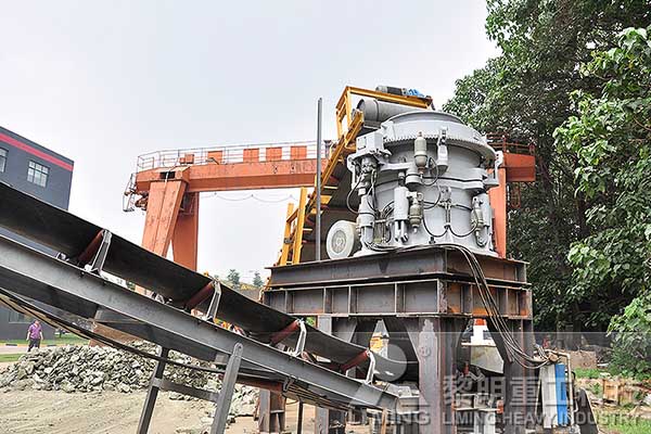 購買骚片AV蜜桃精品一区重工的圓錐破碎機的(de)優勢有哪些?